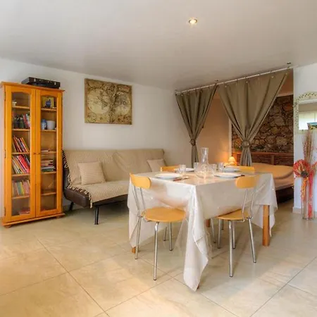 Confortable A Moltifao, Vue Sur Montagne, 50 M² * Moltifao