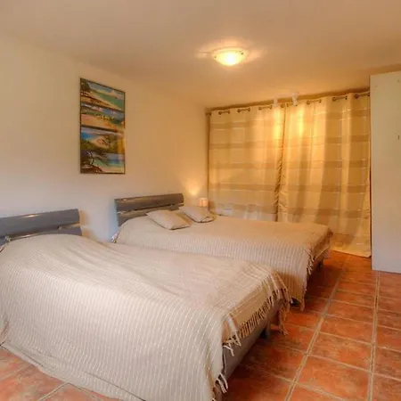 Confortable A Moltifao, Vue Sur Montagne, 50 M²