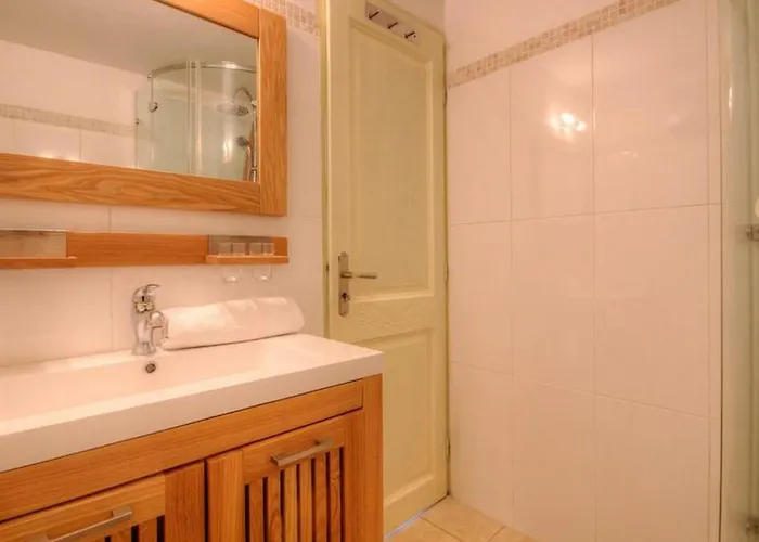 Confortable A Moltifao, Vue Sur Montagne, 50 M² Appartement *