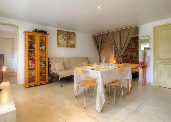 Confortable A Moltifao, Vue Sur Montagne, 50 M² Moltifao